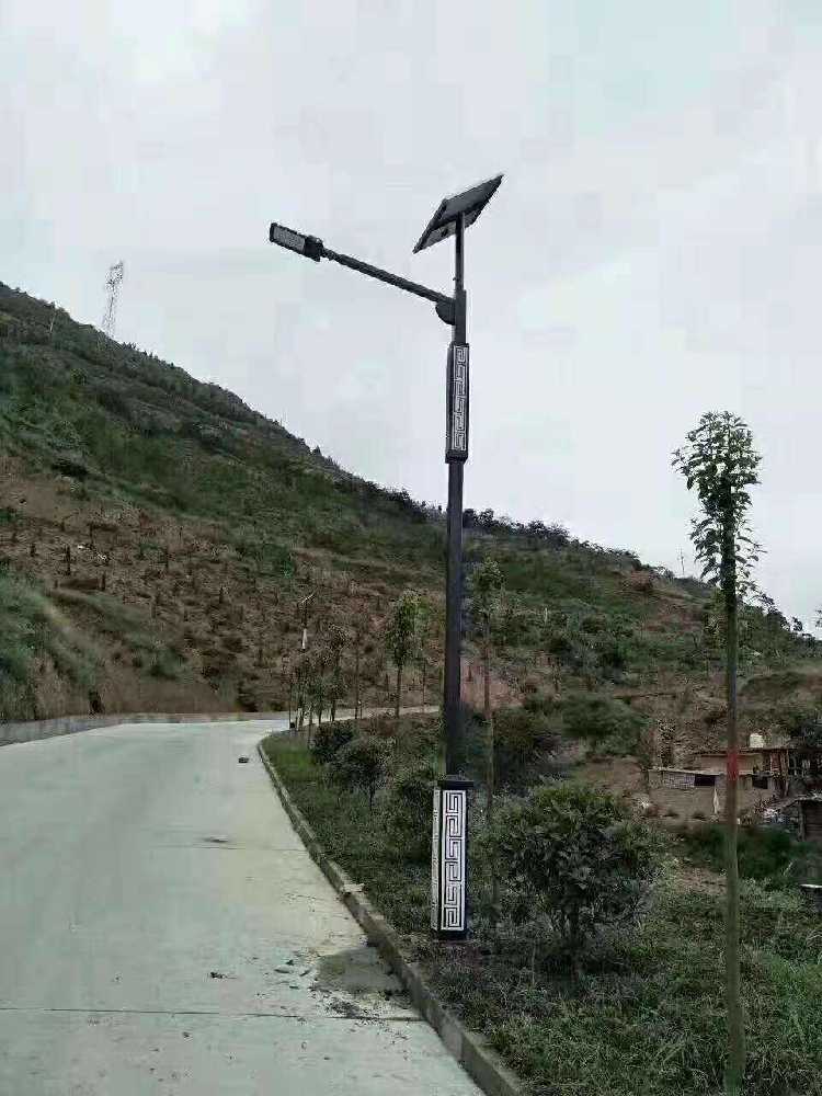 新都区仿古太阳能路灯